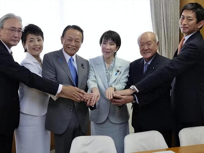 消日本民意出现下滑高市或成“短命首相”pg模拟器电脑版46条航线航班全部取(图5) 消日本民意出现下滑高市或成“短命首相”pg模拟器电脑版46条航线航班全部取(图5)